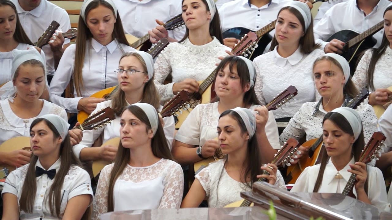 https://baptist.org.md/ru/wp-content/uploads/2017/10/cand-la-poarta-vietii-tale-bate.jpg