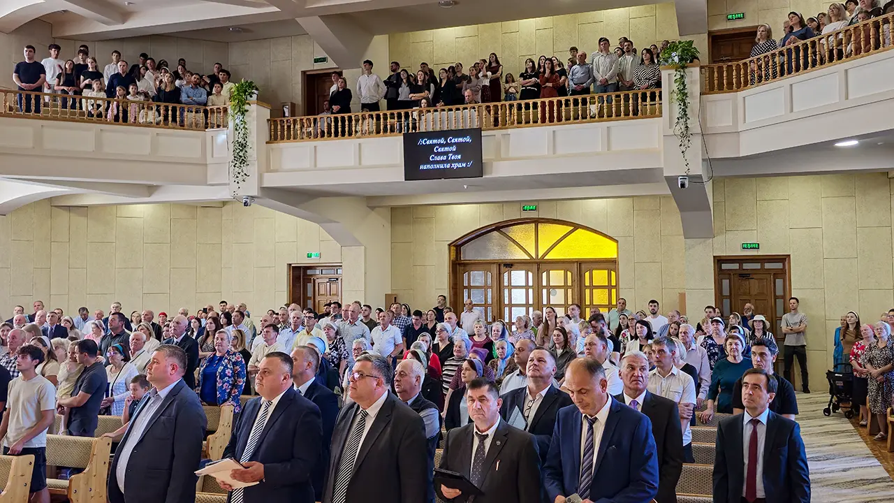 https://baptist.org.md/ru/wp-content/uploads/2025/09/20250921_162229.webp